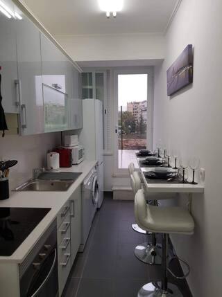 Minimalist Apartment Located Near Belem ลิสบอน ภายนอก รูปภาพ