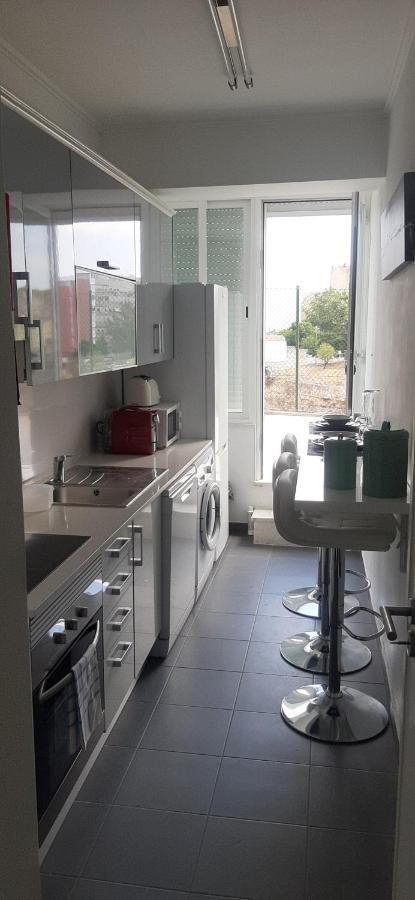 Minimalist Apartment Located Near Belem ลิสบอน ภายนอก รูปภาพ